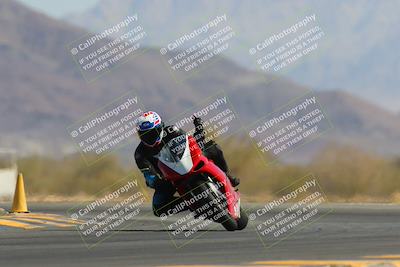 media/Apr-09-2023-SoCal Trackdays (Sun) [[333f347954]]/Turn 14 (1015am)/